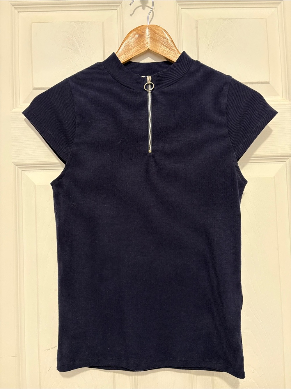 Lili Sidonio Navy Ribbed Cap Sleeve Zip-Front Knit Top